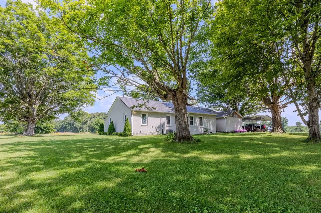 760 Alton Davenport Road Mcminnville TN 37110