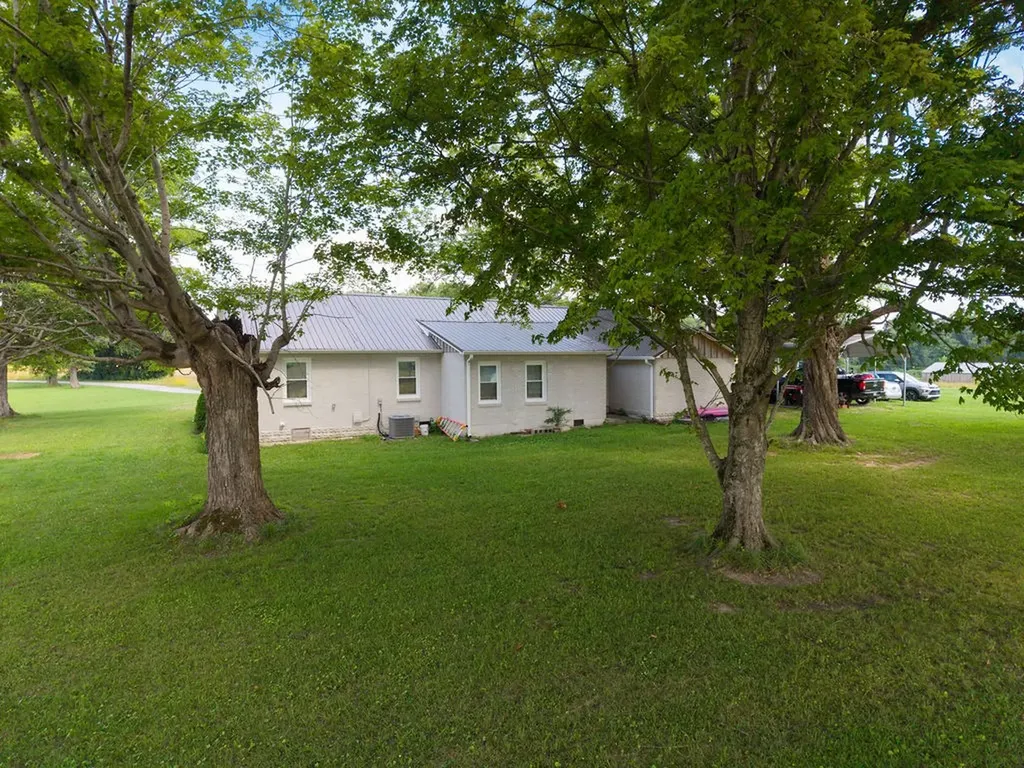 760 Alton Davenport Road Mcminnville TN 37110