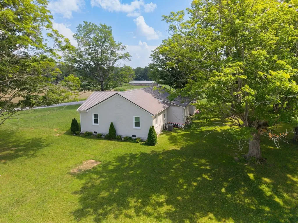 760 Alton Davenport Road Mcminnville TN 37110