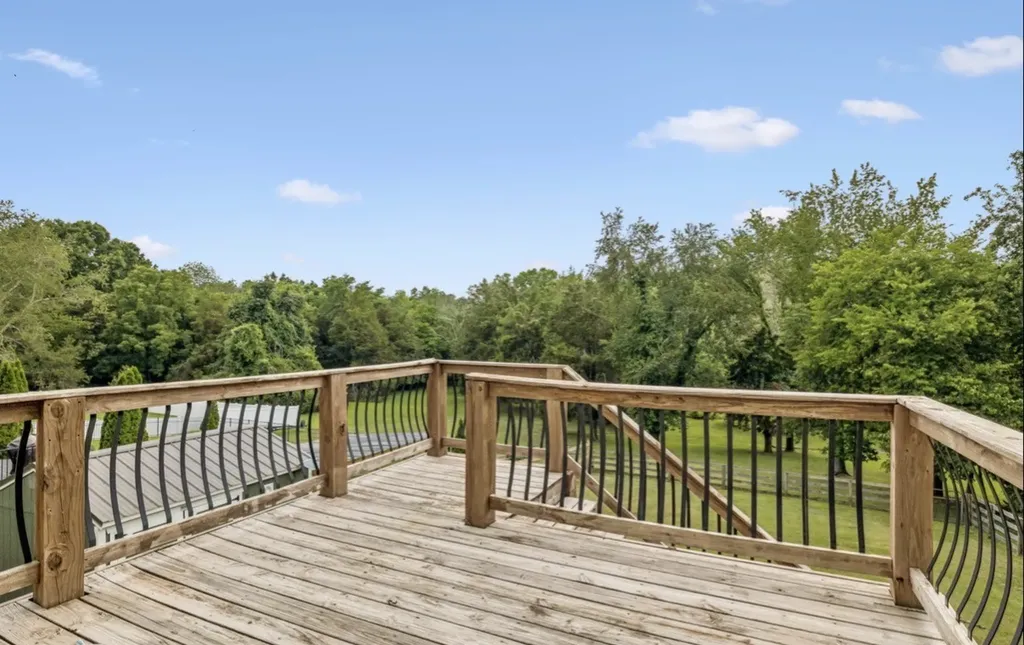 326 Twin Cove Drive Lebanon TN 37087