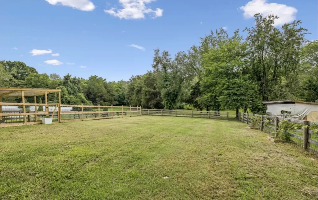 326 Twin Cove Drive Lebanon TN 37087