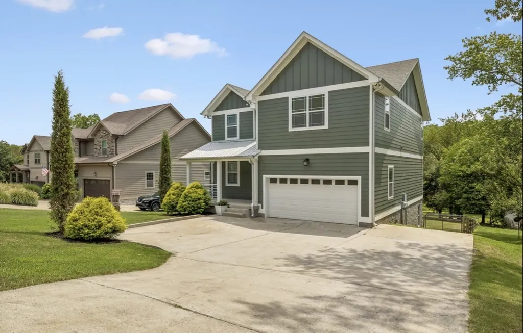 326 Twin Cove Drive Lebanon TN 37087