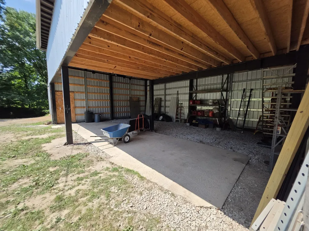3044 Henderson Road Springfield TN 37172