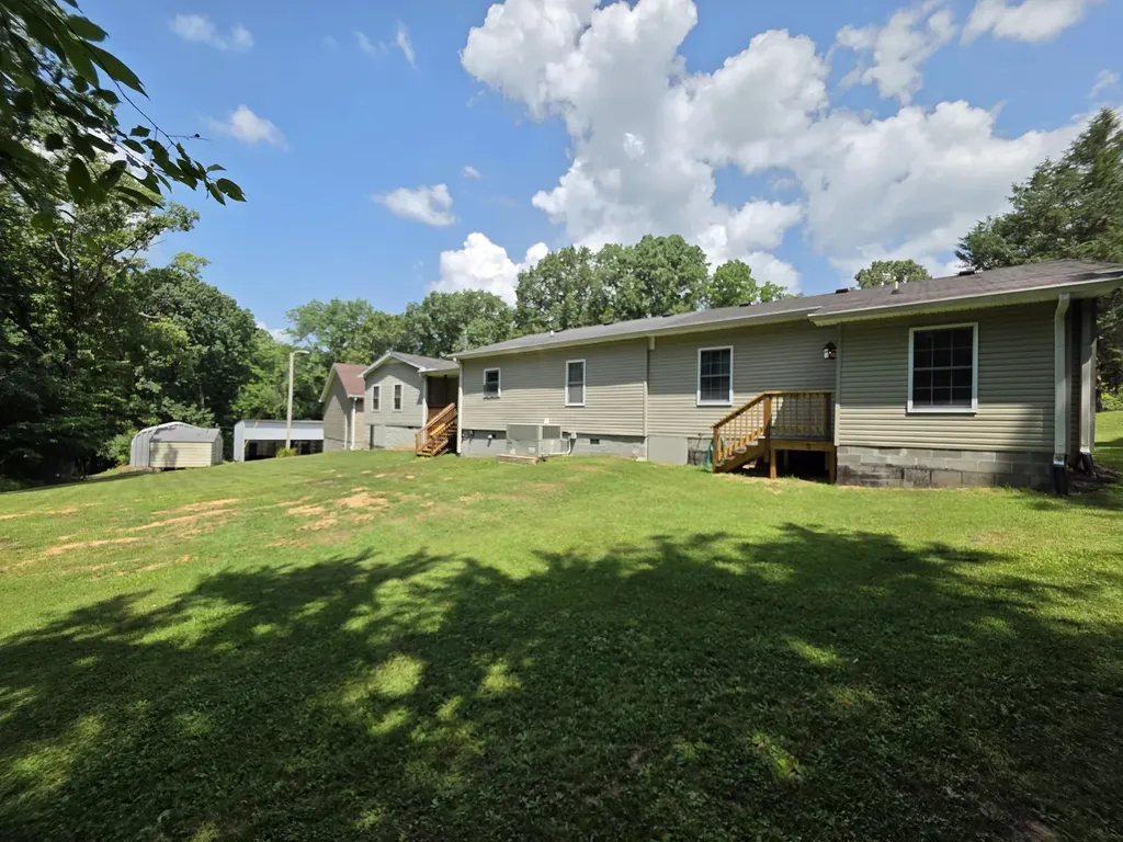 3044 Henderson Road Springfield TN 37172