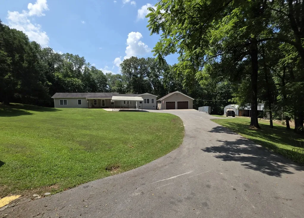 3044 Henderson Road Springfield TN 37172
