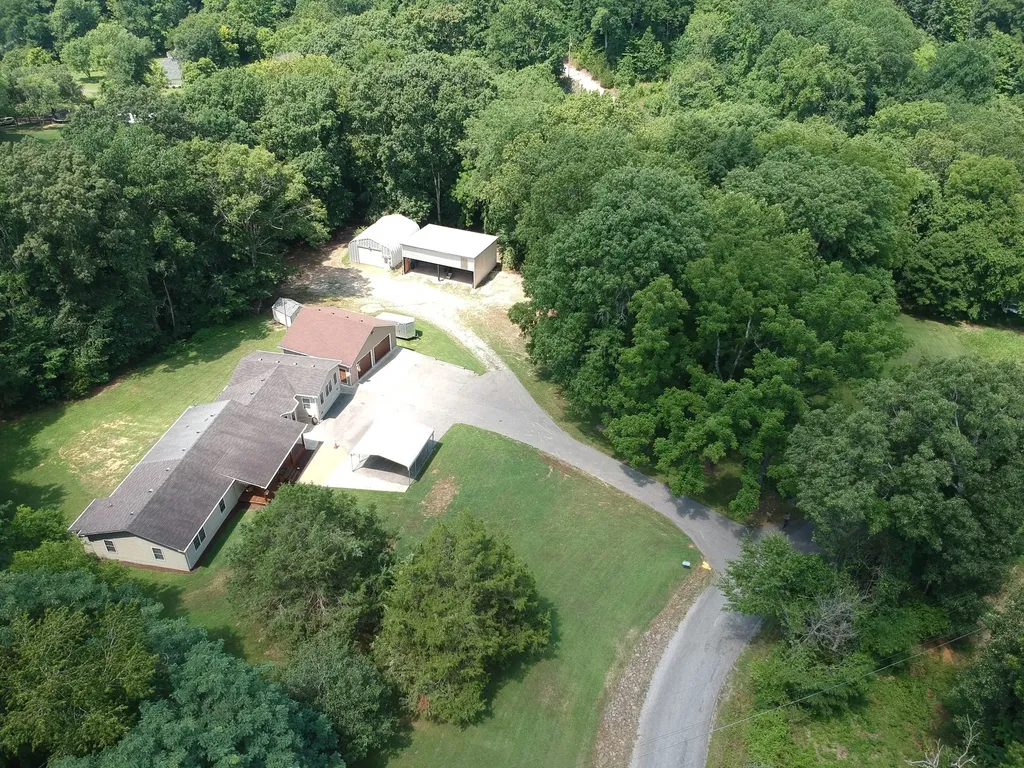 3044 Henderson Road Springfield TN 37172