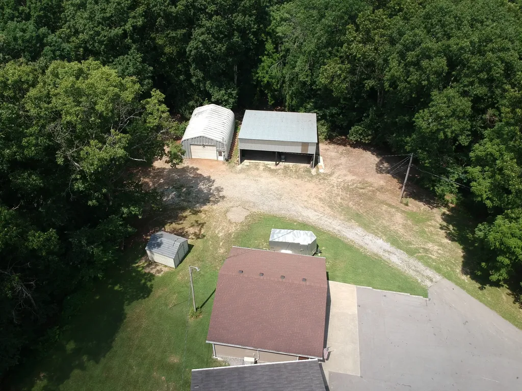 3044 Henderson Road Springfield TN 37172