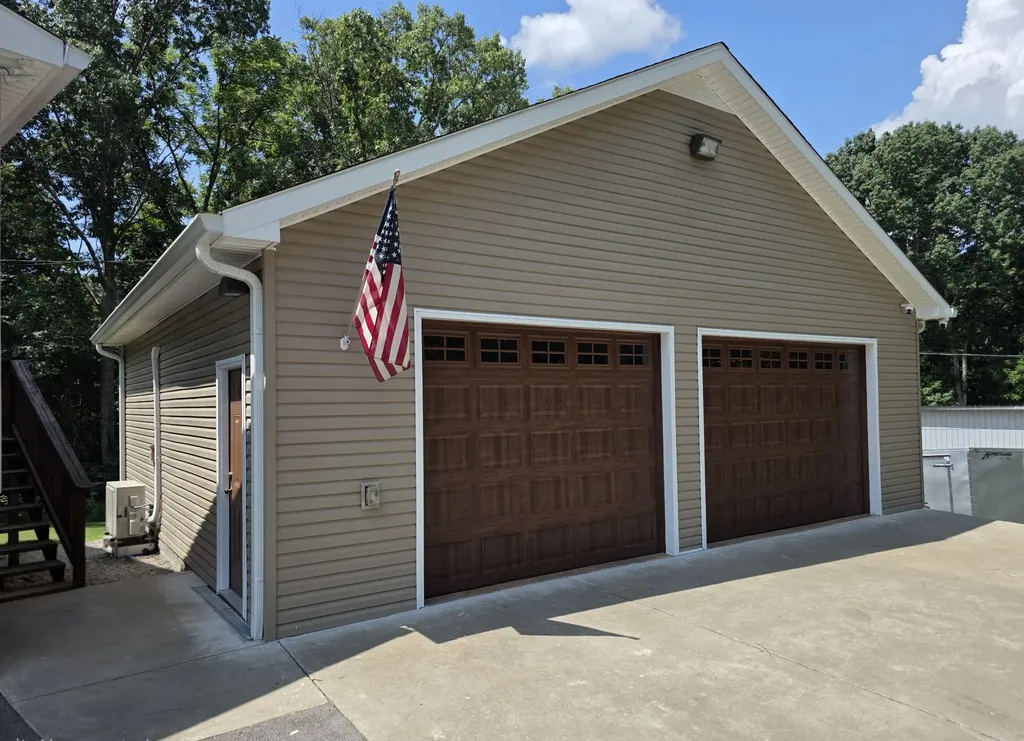 3044 Henderson Road Springfield TN 37172
