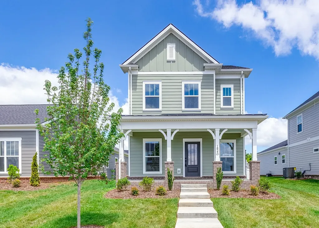 1825 Flatwaters Street Spring Hill TN 37174