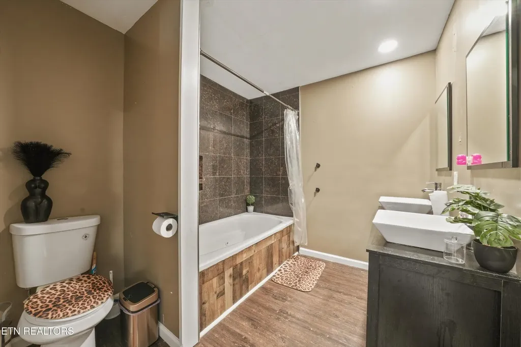 412 Mayfield Avenue Knoxville TN 37920