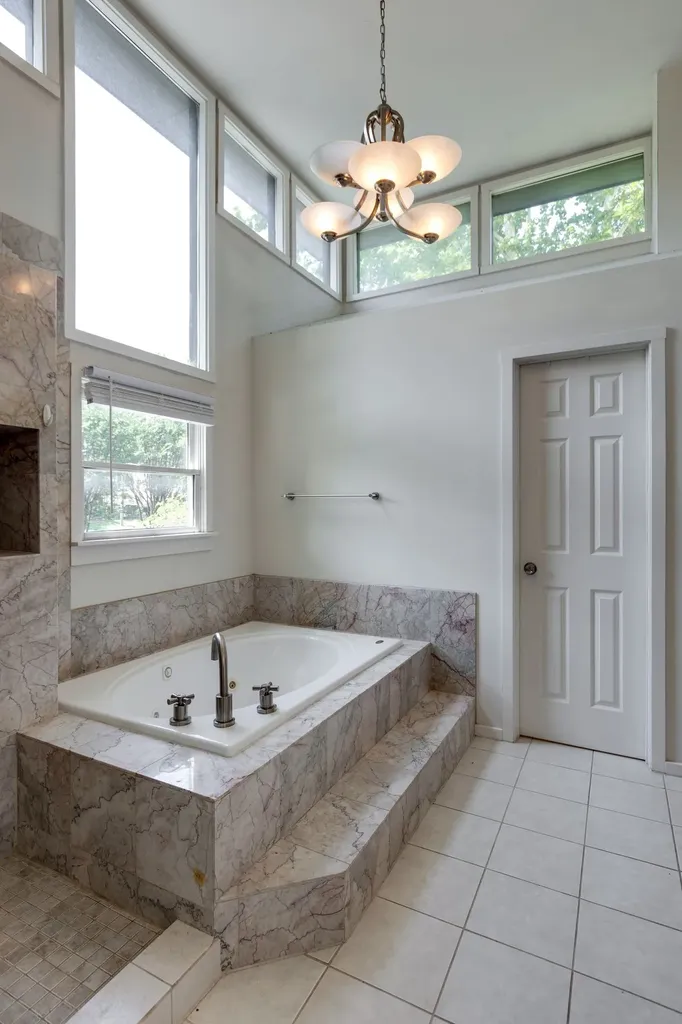 940 Gale Lane Nashville TN 37204