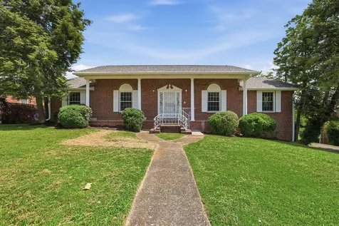 3833 Pin Oak Terrace Chattanooga TN 37411