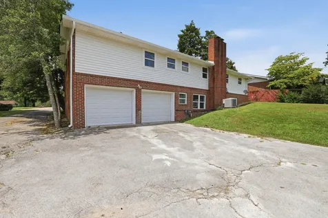 3833 Pin Oak Terrace Chattanooga TN 37411