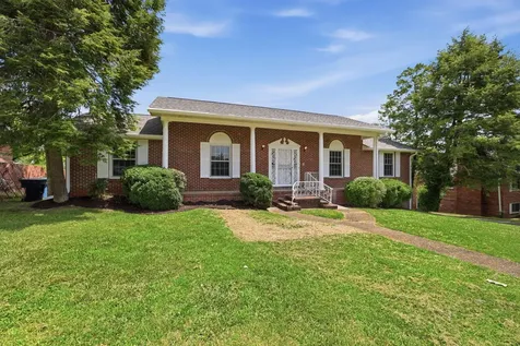 3833 Pin Oak Terrace Chattanooga TN 37411