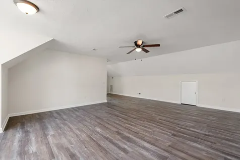 2789 Highway 12, N Chapmansboro TN 37035