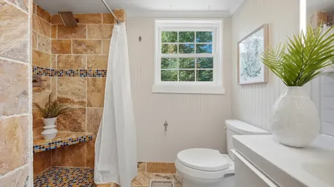 4557 N Ravenwood Drive, N Chattanooga TN 37415