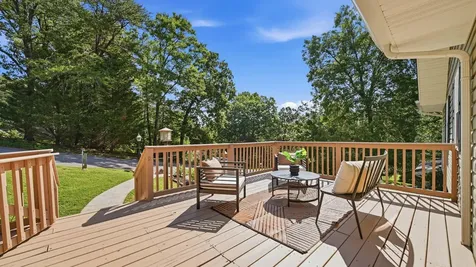 4557 N Ravenwood Drive, N Chattanooga TN 37415