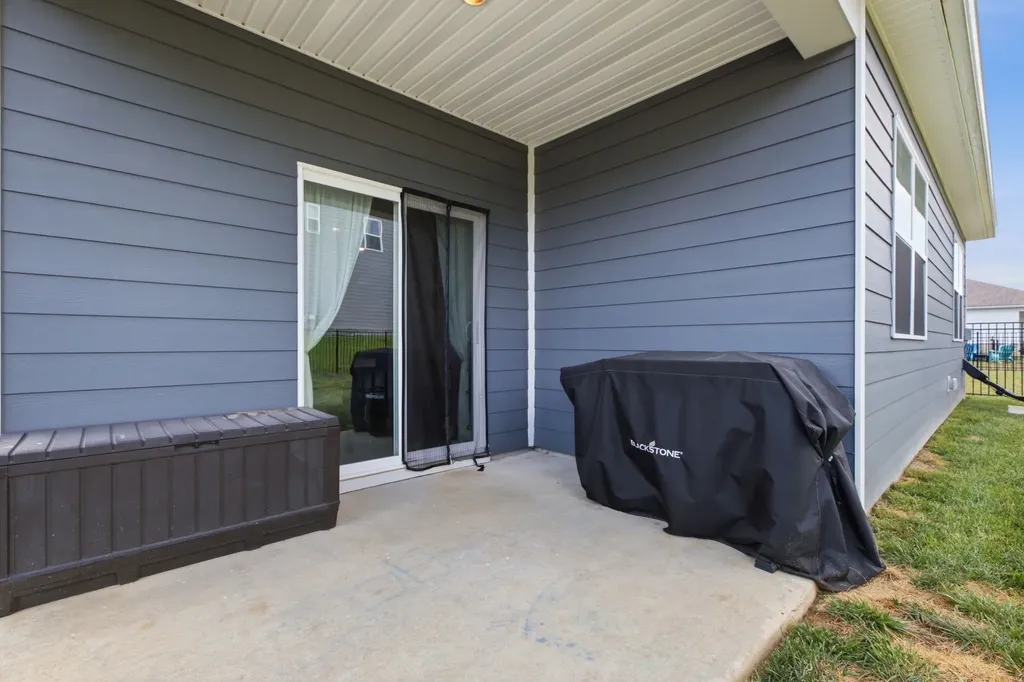 1208 Linn Cove Court Gallatin TN 37066