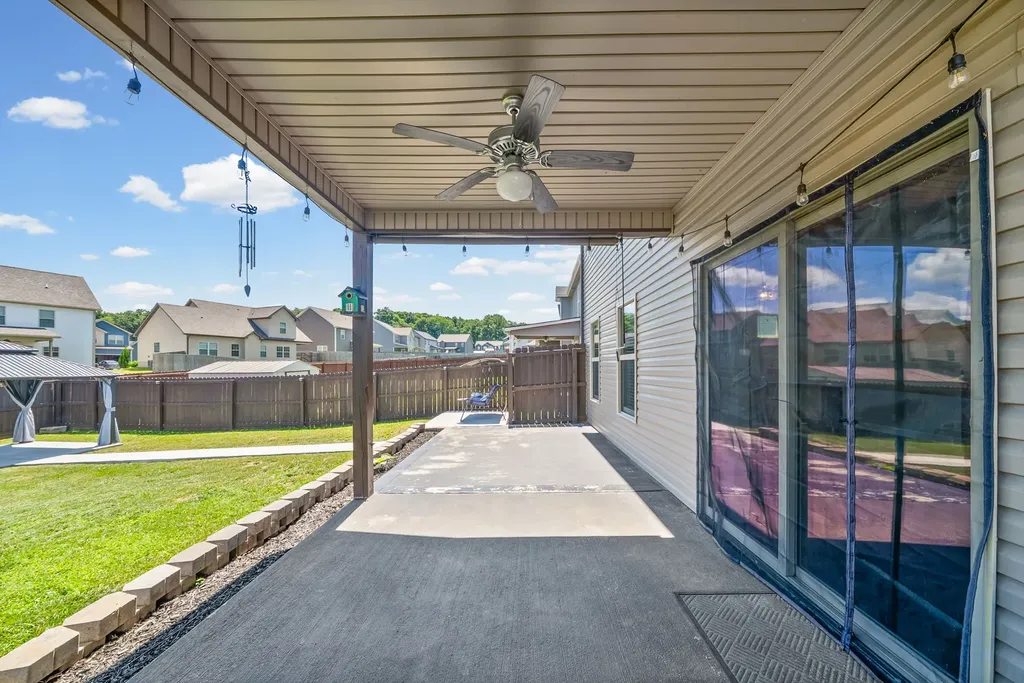 105 Lucerne Lane Clarksville TN 37040