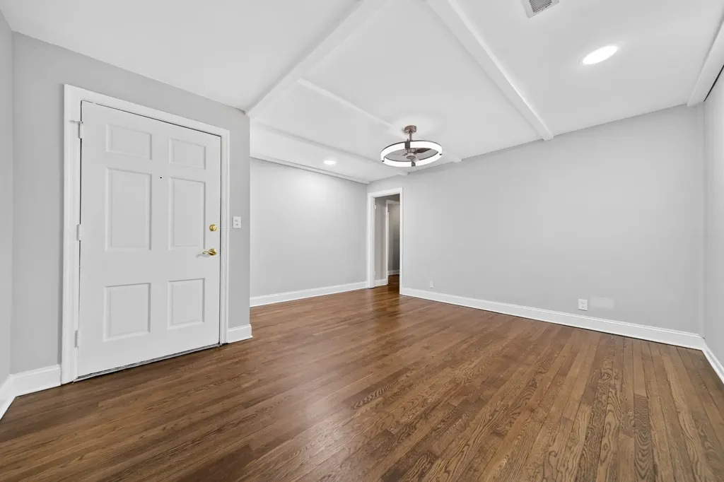 2209 Lindell Avenue Nashville TN 37204