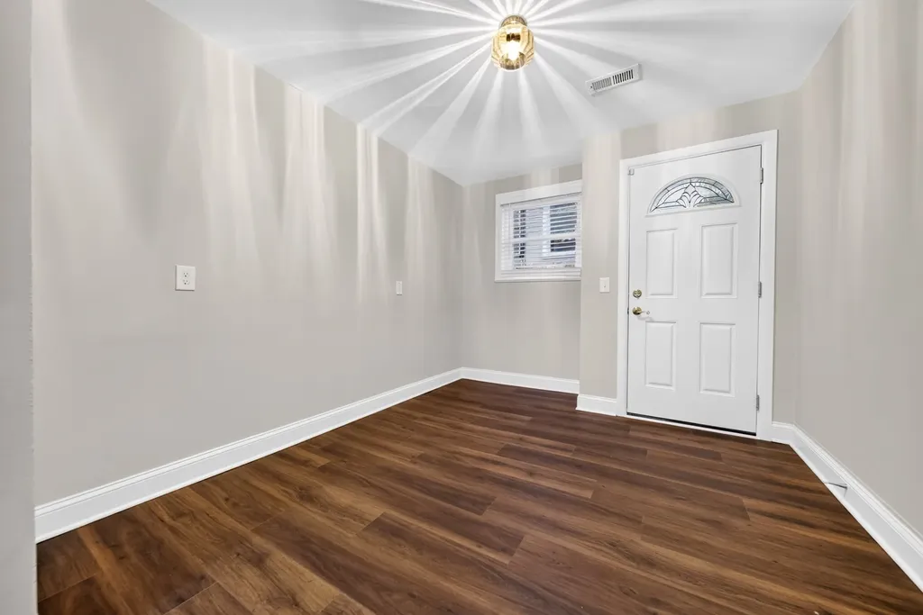 2209 Lindell Avenue Nashville TN 37204