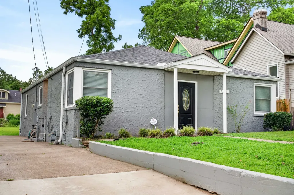 2209 Lindell Avenue Nashville TN 37204