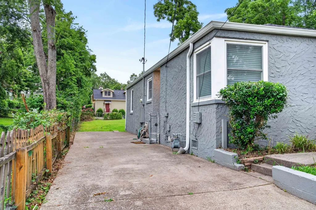 2209 Lindell Avenue Nashville TN 37204