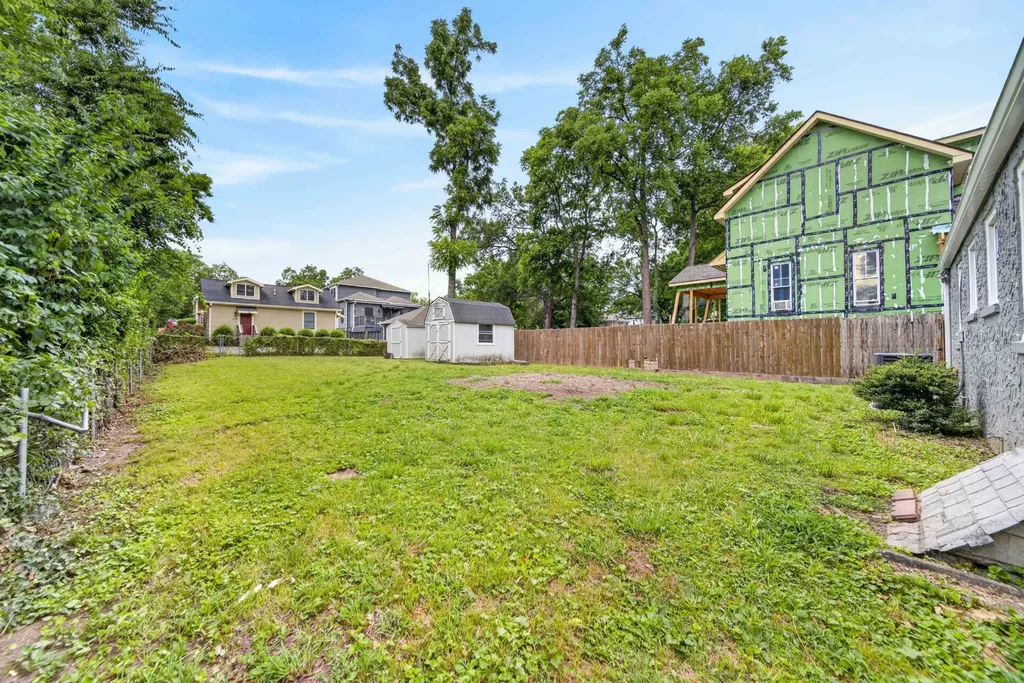 2209 Lindell Avenue Nashville TN 37204