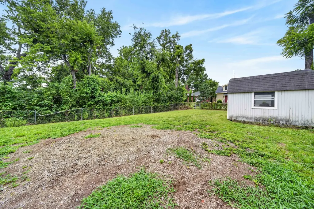 2209 Lindell Avenue Nashville TN 37204