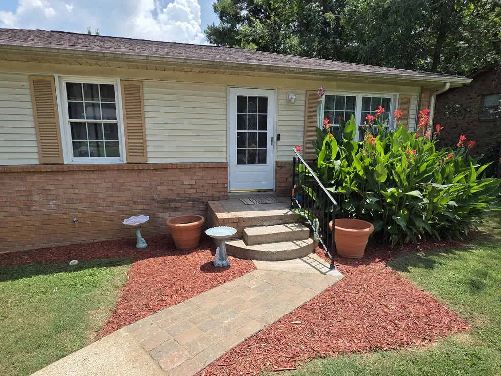 117 Mimosa Drive Springfield TN 37172