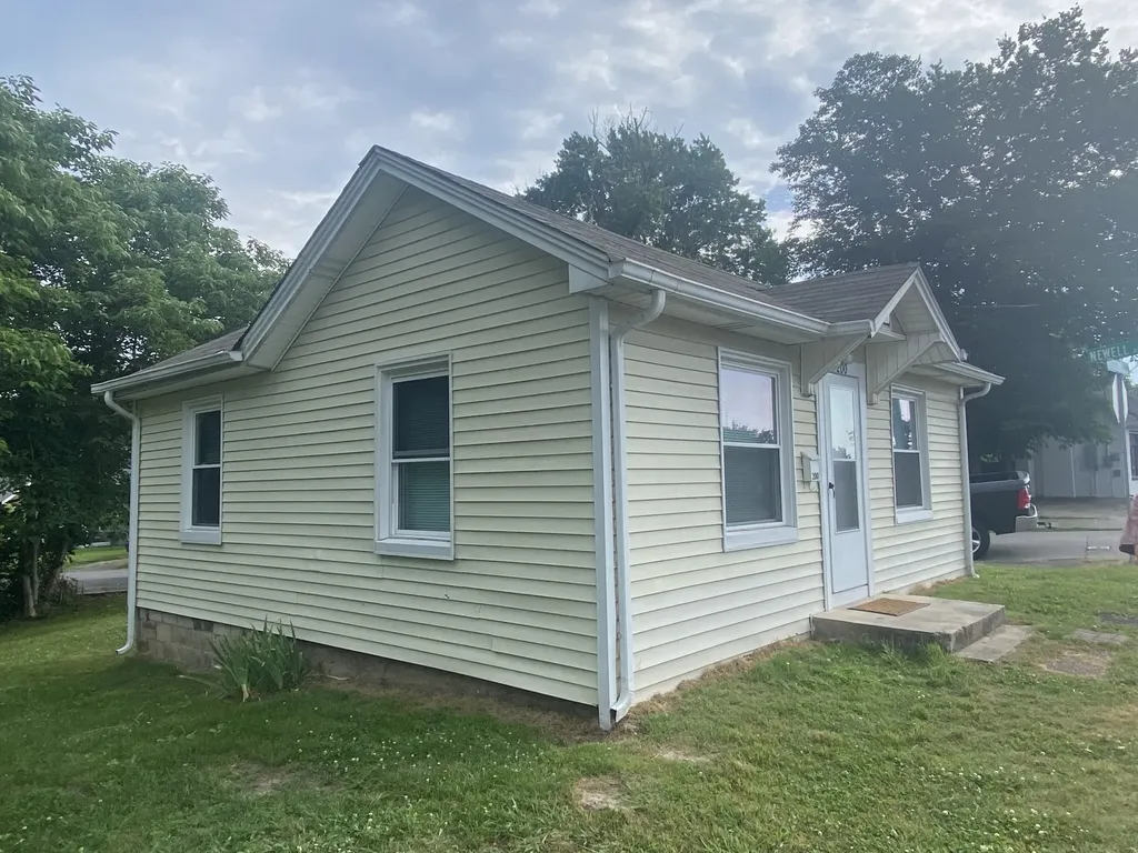 200 Bridgeway Avenue Old Hickory TN 37138