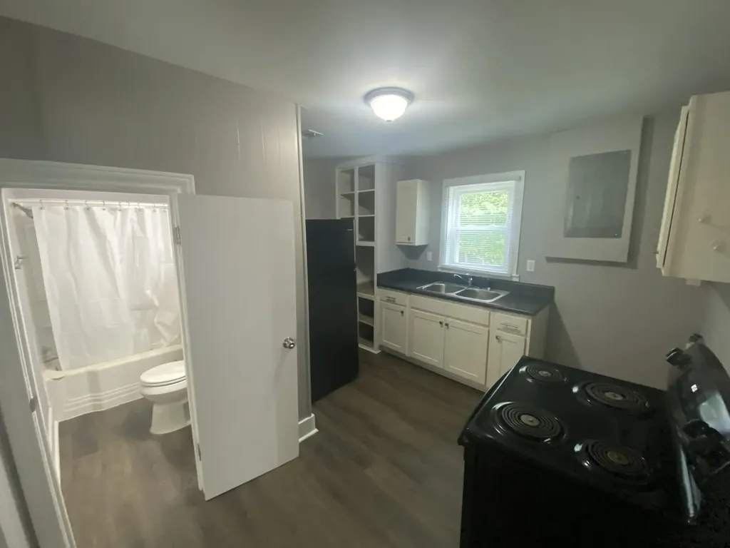 200 Bridgeway Avenue Old Hickory TN 37138