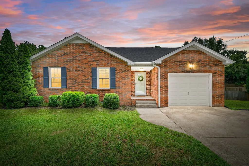 2223 Kim Drive Clarksville TN 37043