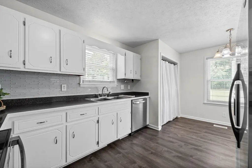 2223 Kim Drive Clarksville TN 37043