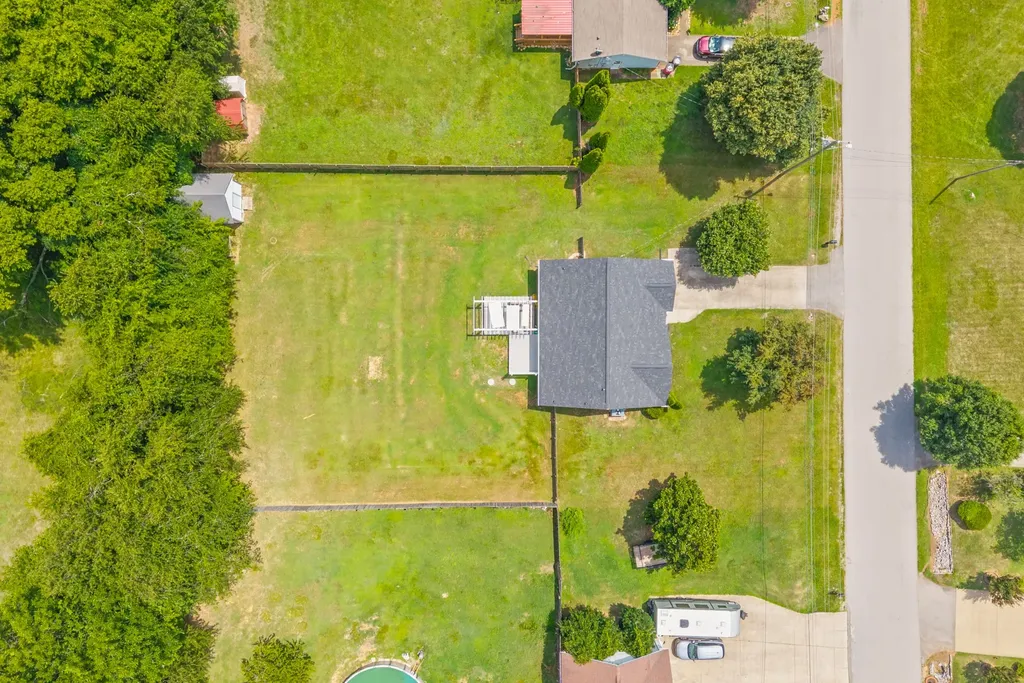 2223 Kim Drive Clarksville TN 37043