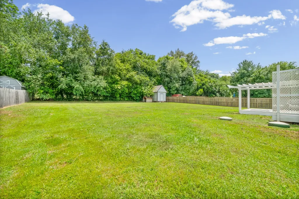 2223 Kim Drive Clarksville TN 37043