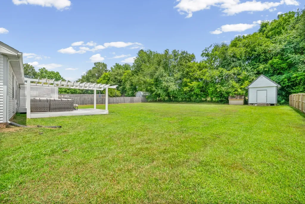 2223 Kim Drive Clarksville TN 37043
