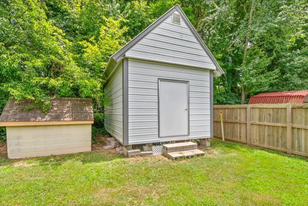 2223 Kim Drive Clarksville TN 37043
