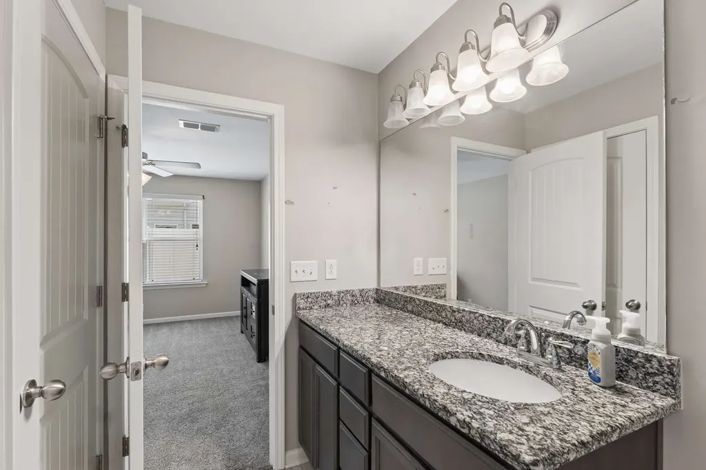 4427 Prometheus Way Murfreesboro TN 37128