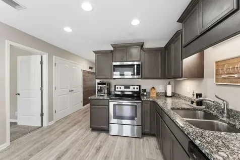 4427 Prometheus Way Murfreesboro TN 37128