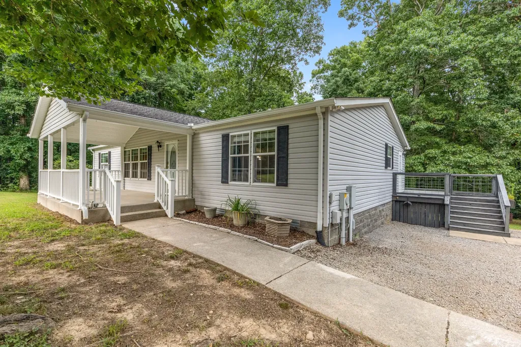 1416 Valley View Road Ashland City TN 37015