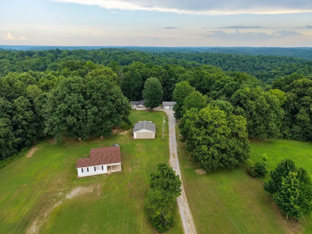 1416 Valley View Road Ashland City TN 37015
