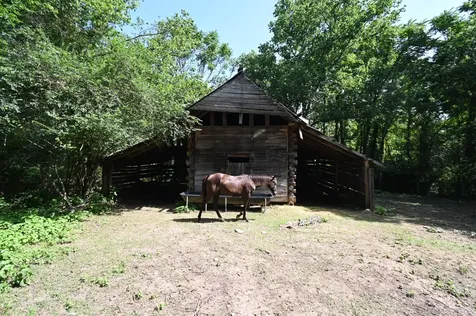 0 Culps Bend Road Clifton TN 38425