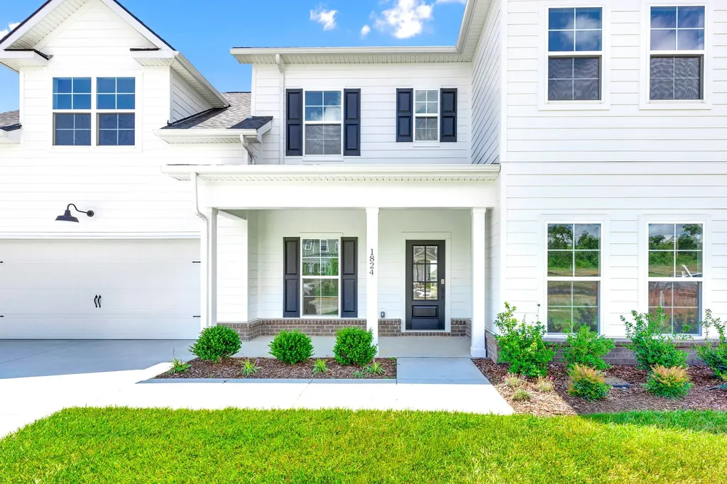 1824 Flatwaters Street Spring Hill TN 37174