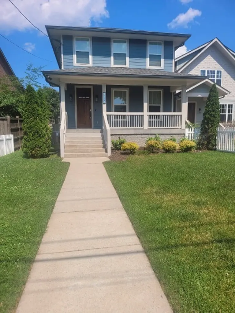 1702C 15th Ave, S Nashville TN 37212