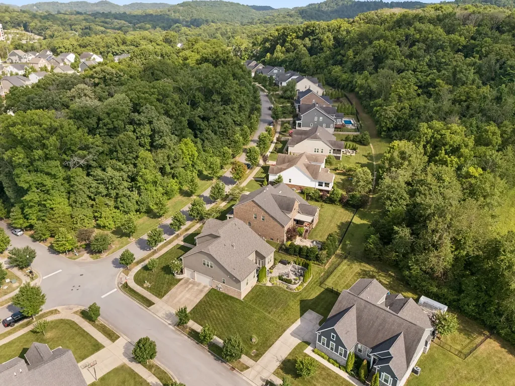 5016 Rockport Avenue Franklin TN 37064