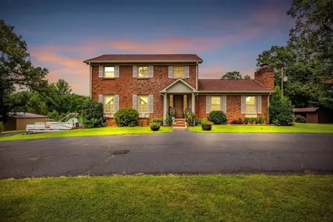 3920 Highway 47, N Charlotte TN 37036