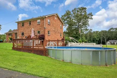 3920 Highway 47, N Charlotte TN 37036