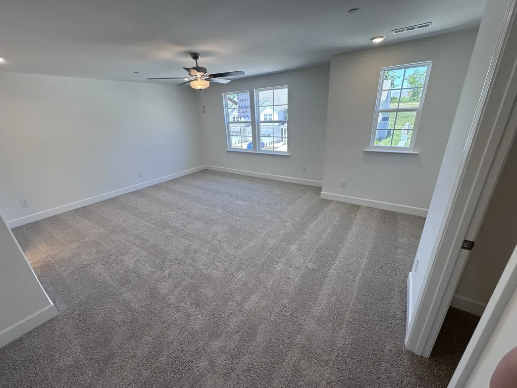 1095 June Wilde Ridge Spring Hill TN 37174