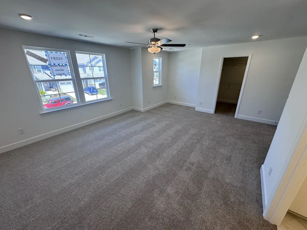 1095 June Wilde Ridge Spring Hill TN 37174